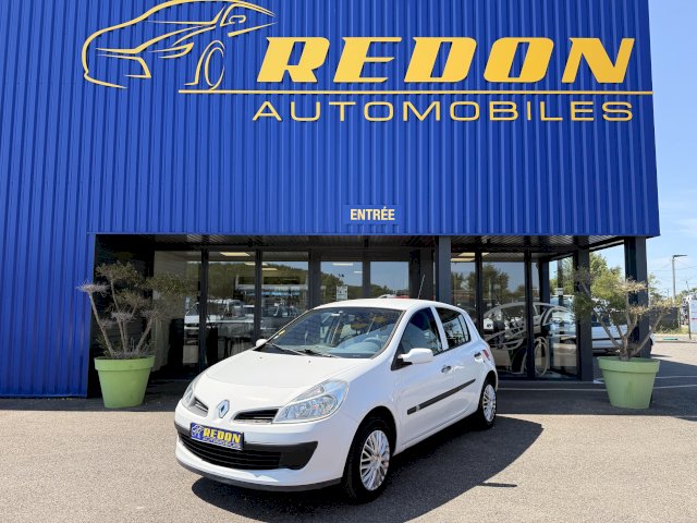 Renault Renault Clio III 1.5 DCI 68CH 4CV