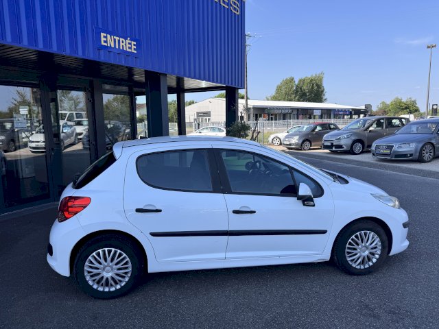 Peugeot Peugeot 207 1.4 HDi 70CH 4CV