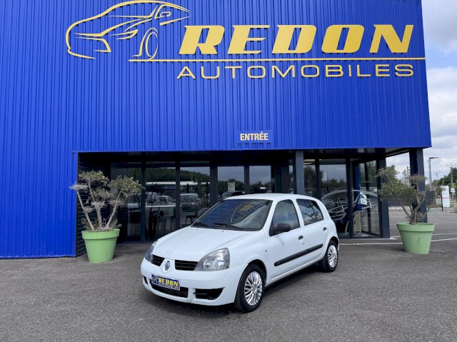 Renault Renault Clio II 5 PORTES PHASE 2 1.5 DCI 68CH 4CV