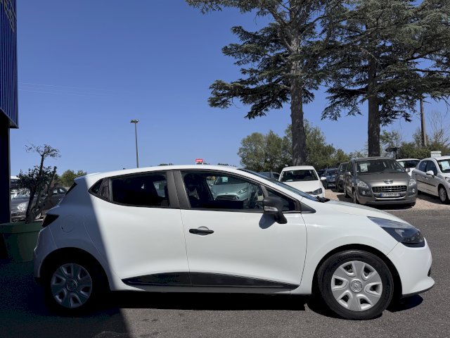 Renault Renault Clio IV 1.2 ESSENCE 75CH 4CV