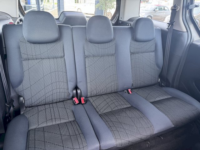 Peugeot Peugeot Partner TEPEE 1.6 HDI 90CH 6CV MOTEUR REMPLACE 95 352KMS 