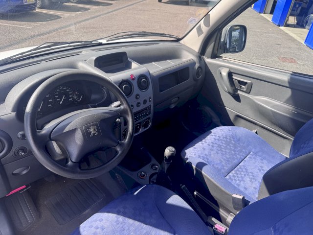 Peugeot Peugeot Partner 1.6 HDI FOURGON 75CH 6CV