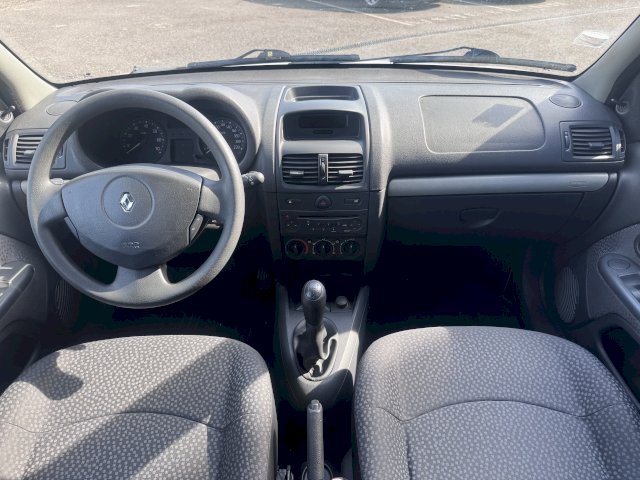 Renault Renault Clio II PHASE 2 1.5 DCI 68CH 4CV