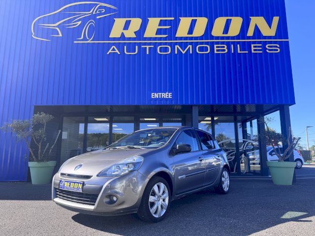 Renault Renault Clio III 5 PORTES PHASE 2 1.5 DCI 86CH 5CV