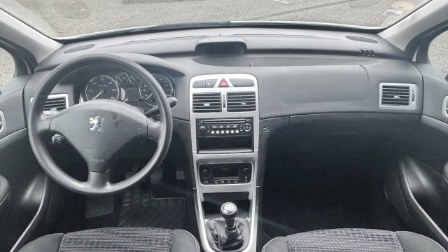 Peugeot Peugeot 307 RESTYLEE 1.6 HDI 90CH 5CV