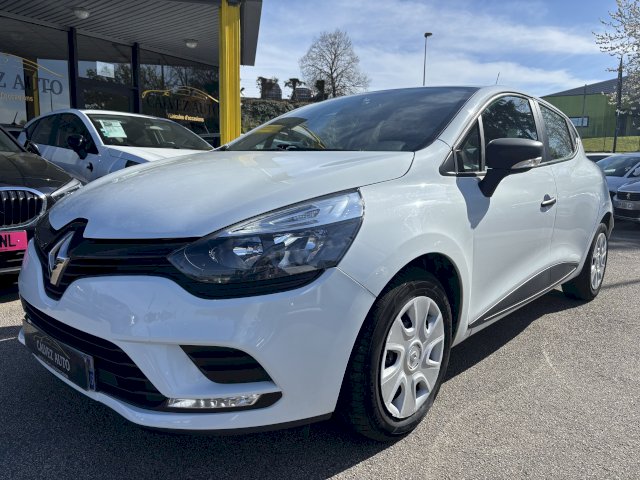 RENAULT Renault Clio 1,5 DCI 75 CH 5 PLACES