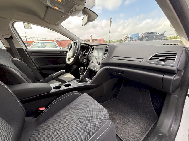 RENAULT Renault Megane DCI 90 CH BUSINESS  5 PLACES