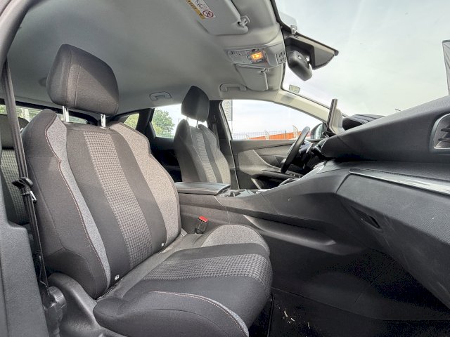 PEUGEOT Peugeot 3008 II 1.5 BlueHDi 130ch S&S Active Business EAT8