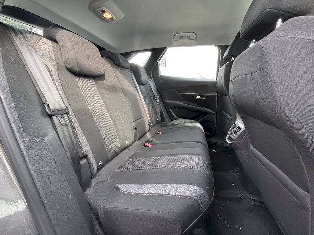 PEUGEOT Peugeot 3008 II 1.5 BlueHDi 130ch S&S Active Business EAT8