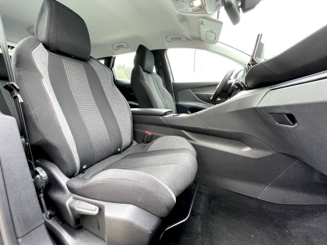 PEUGEOT Peugeot 3008 II 1.5 BlueHDi 130ch S&S Active Business EAT8