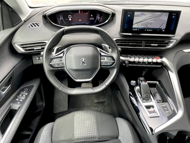 PEUGEOT Peugeot 3008 II 1.5 BlueHDi 130ch S&S Active Business EAT8
