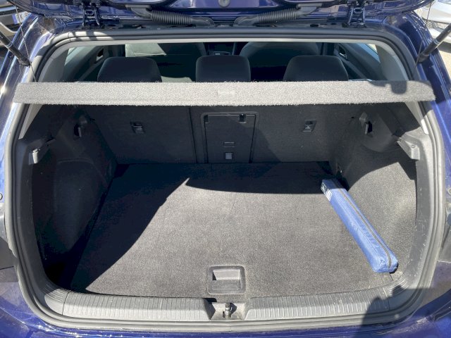Volkswagen Volkswagen Golf VIII 2.0 TDI SCR 116ch Life Business DSG7