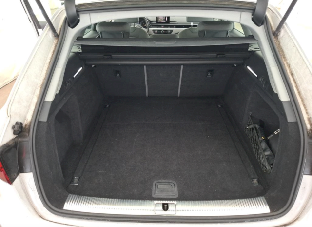 Audi Audi A4 Avant STRONIC BUSINESS LINE 150CH 