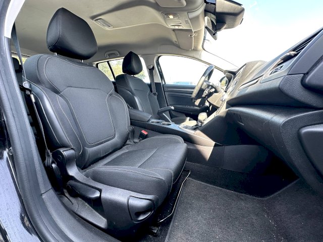 RENAULT Renault Megane IV (BFB) 1.3 TCe 140ch energy Business EDC