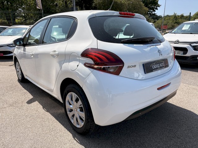 PEUGEOT Peugeot 208 1,5 HDI 100 CH 5 PLACES