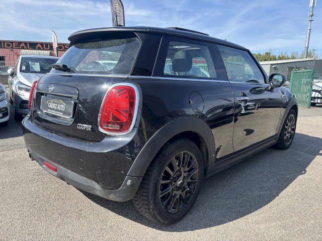 Mini Mini Cooper 136ch Edition Greenwich BVA7 109g