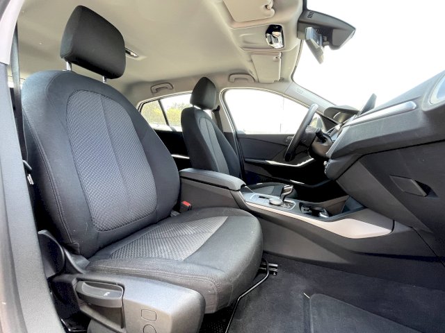 BMW BMW Série 1 116D  DKG7 BUSINESS DESIGN