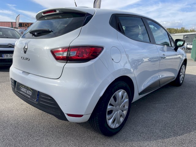 RENAULT Renault Clio 1,5 DCI 75 CH 5 PLACES