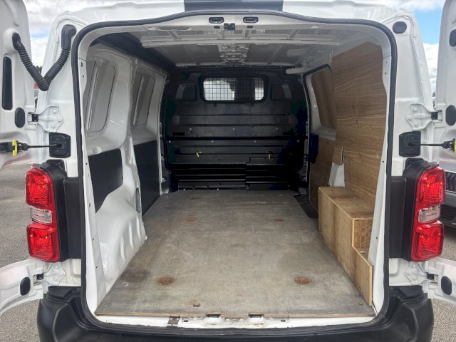 CITROEN Citroën Jumpy M BLUEHDI 120 DRIVER 3 PLACES 13750TTC