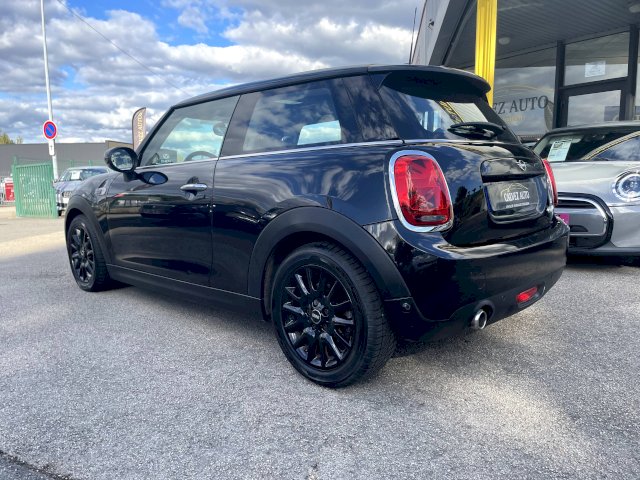 Mini Mini Cooper 136ch Edition Greenwich BVA7 109g