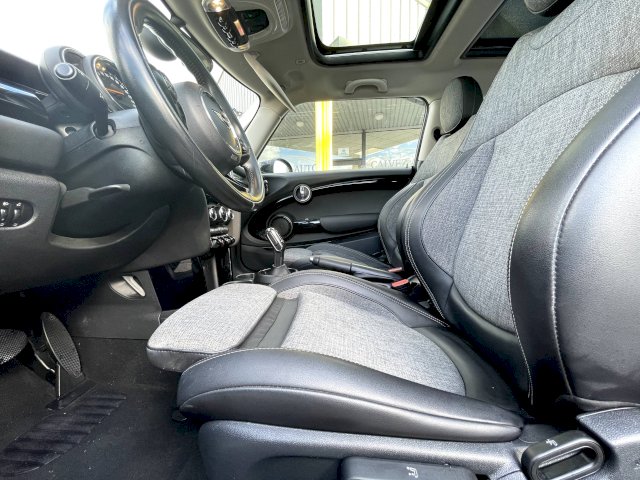 Mini Mini Cooper 136ch Edition Greenwich BVA7 109g
