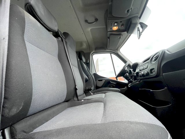 RENAULT Renault Master Combi III (J62) F3500 L2H2 2.3 dCi 125ch