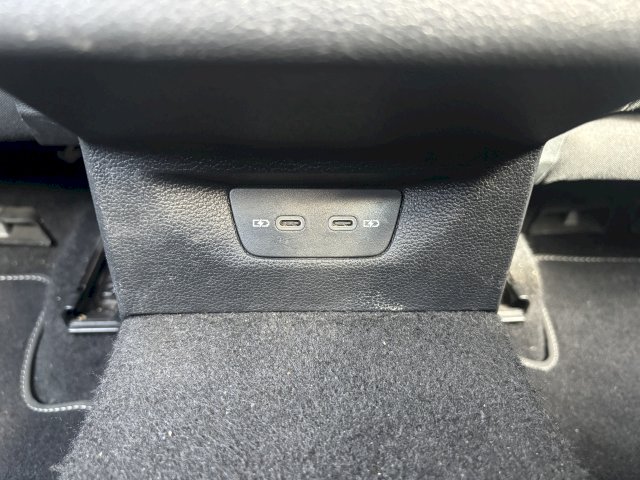 Volkswagen Volkswagen Golf VIII 2.0 TDI SCR 115ch Life Business