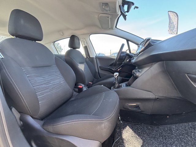 PEUGEOT Peugeot 208  1.5 BlueHDi 100ch E6.c Active 5p