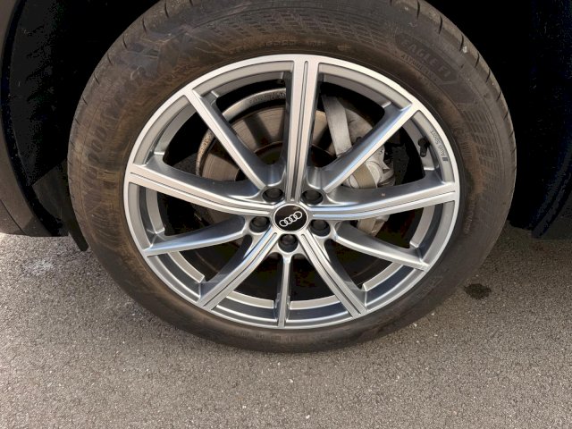 Audi Q5 40 TDI 204 S-TRONIC7 Quattro Avus