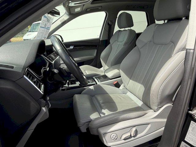 Audi Q5 40 TDI 204 S-TRONIC7 Quattro Avus