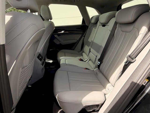 Audi Q5 40 TDI 204 S-TRONIC7 Quattro Avus