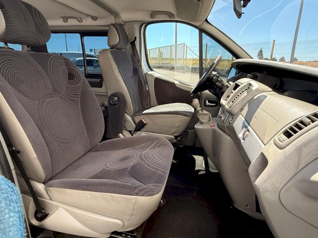 Renault Renault Trafic II 2.5 dCi150 L1H1 Generation Expression