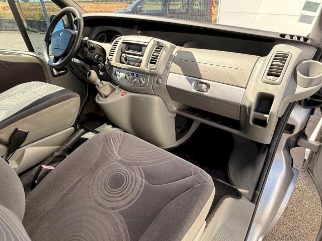 Renault Renault Trafic II 2.5 dCi150 L1H1 Generation Expression