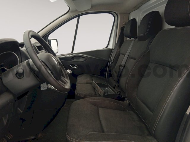 Renault Renault Trafic III 2.0 DCI 120 L2H1 GRAND CONFORT
