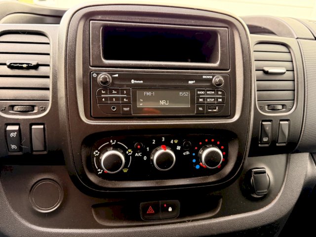 Renault Renault Trafic III 2.0 DCI 120 L2H1 GRAND CONFORT