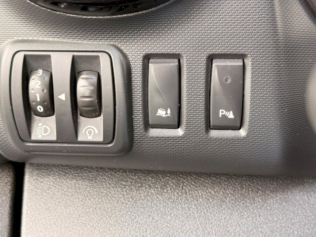 Renault Renault Trafic III 2.0 DCI 120 L2H1 GRAND CONFORT