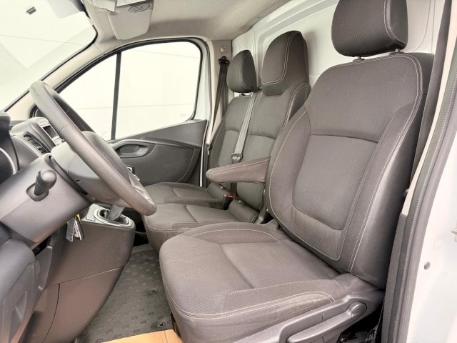 Renault Renault Trafic III 2.0 DCI 120 L2H1 GRAND CONFORT