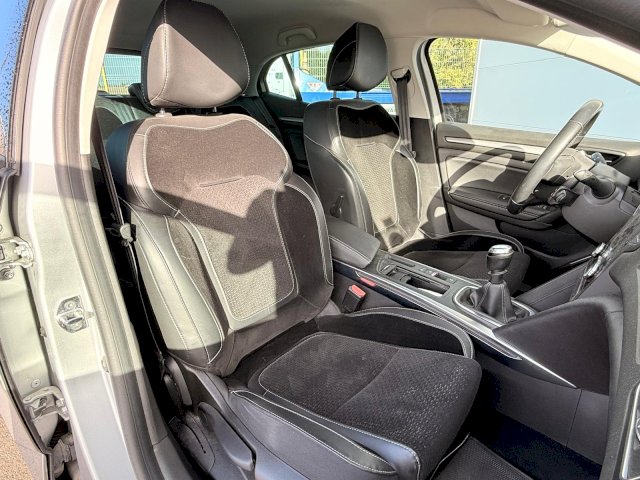 Renault Renault Megane IV 1.3 TCE 140 INTENS