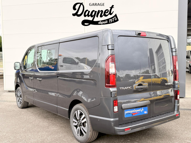 Renault Renault Trafic TRAFIC VAN CABINE APPROFONDIE L2H1 EXTRA DCI 170 BVA