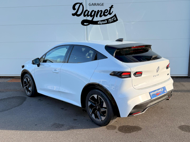 Renault Renault Clio VI HYBRID E-Tech full 160 ch Techno