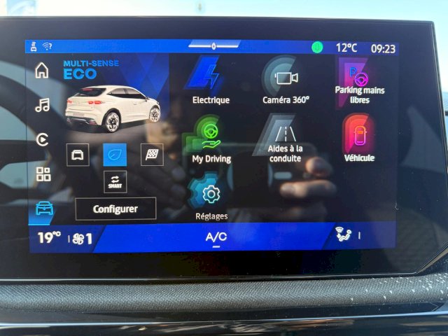 Renault Renault Clio VI HYBRID E-Tech full 160 ch Techno
