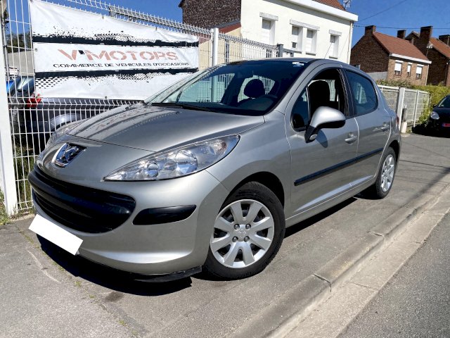 Peugeot Peugeot 207  1.4 HDi70 Trendy 5p