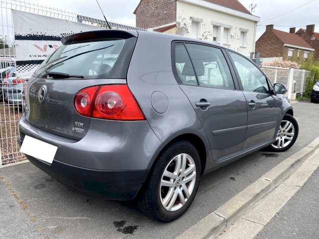 Volkswagen Volkswagen Golf V 1.9 TDI 90 Confort 5p