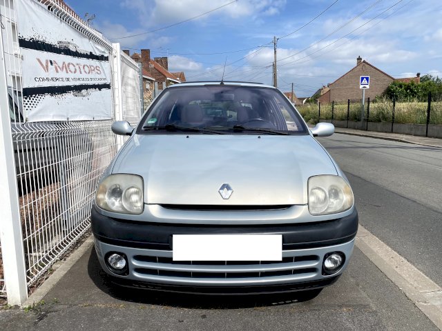Renault Renault Clio II (B/C65) 1.6e 90ch Initiale BVA 5p