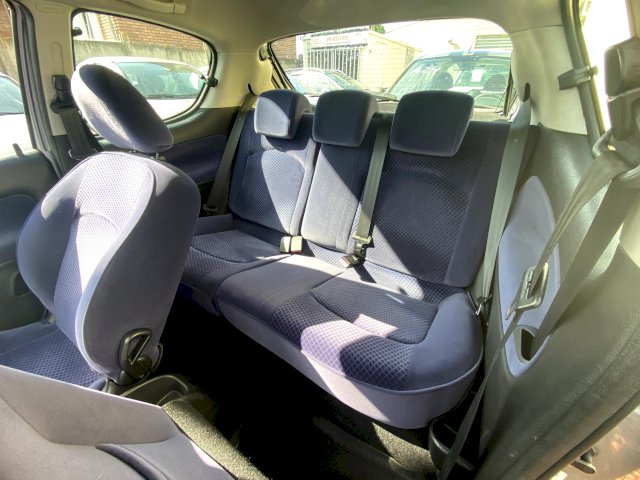 Peugeot Peugeot 206  1.6 16v XT BAa 3p
