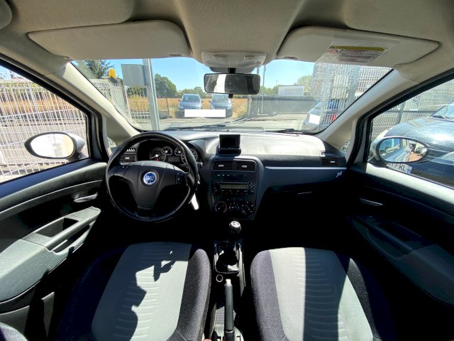 Fiat Fiat Grande Punto  1.4 8v 77ch Dynamic 5p