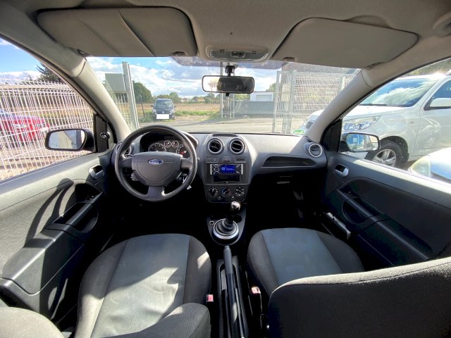 Ford Ford Fiesta III 1.4 16v 80ch Ghia Durashift 5p