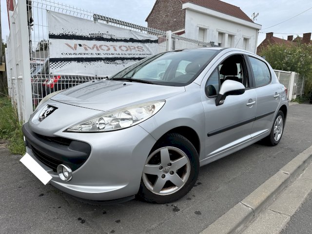Peugeot Peugeot 207  1.4 Urban 5p
