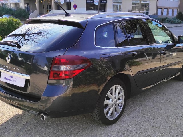 Renault Renault Laguna III (K91) 2.0 dCi 130ch FAP GT 4Control