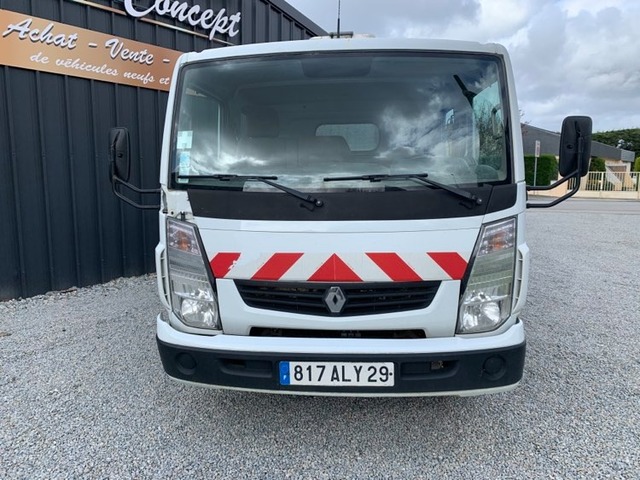 Renault MAXITY benne double cabine 130ch